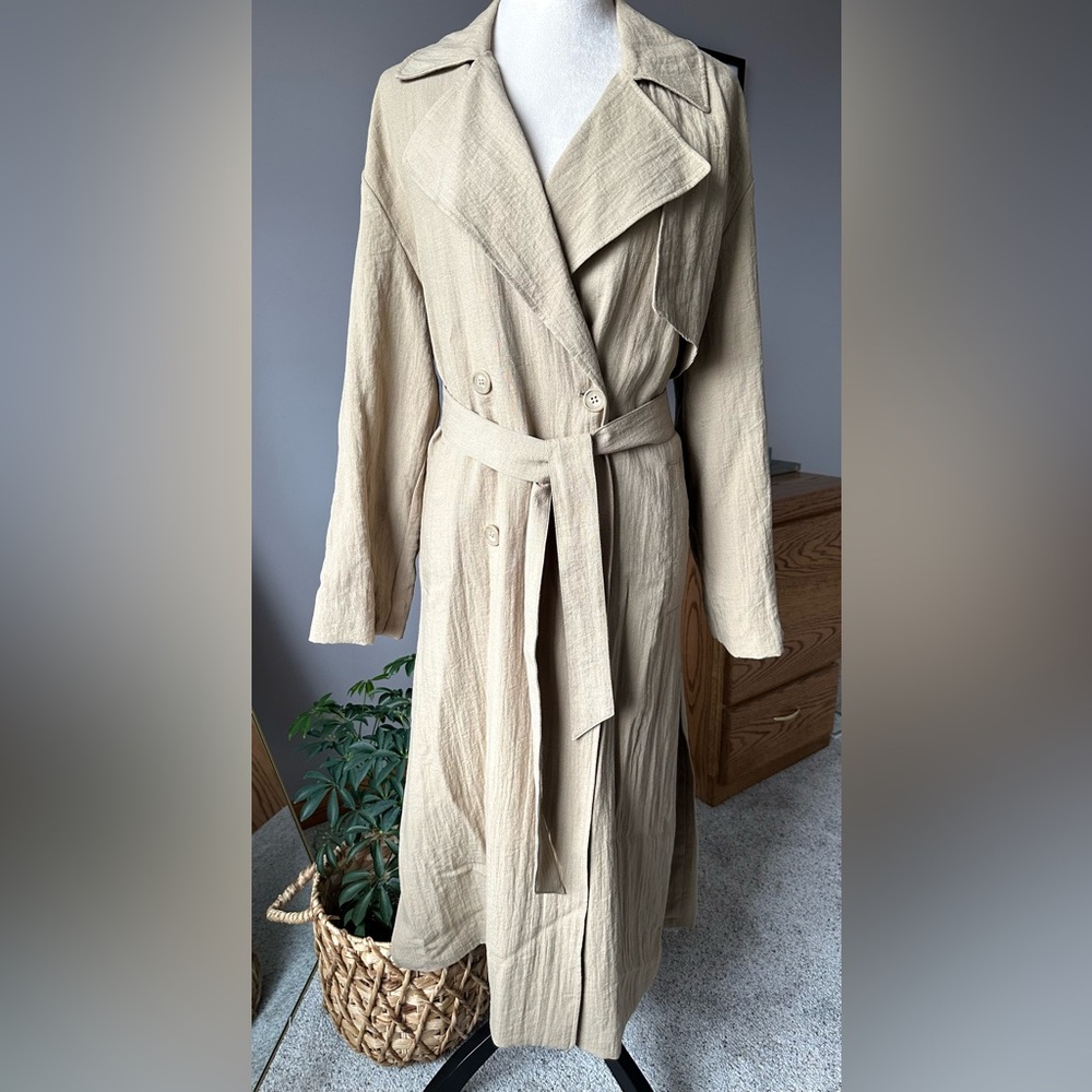 H&M trench coat jacket double breasted soft and flowy fabric size small new